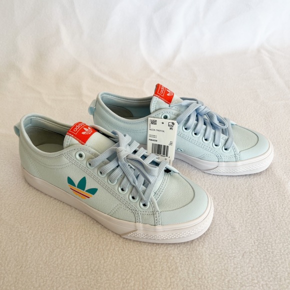 Adidas Nizza Trefoil Sky Tint - Picture 6 of 9